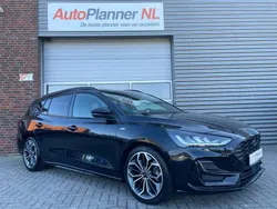 Zwart Gebruikt 2024 Ford Focus ST-Line X Stationwagen | € 27.944 (Super prijs)