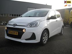 Wit Gebruikt 2017 Hyundai i10 Hatchback | € 6.750 (Eerlijke prijs)
