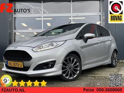 Grijs Gebruikt 2017 Ford Fiesta ST-Line Hatchback | € 7.445 (Eerlijke prijs)