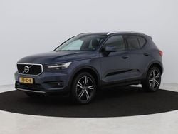 Blauw Gebruikt 2021 Volvo XC40 Momentum SUV | € 25.700 (Super prijs)