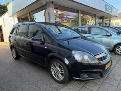 Zwart Gebruikt 2007 Opel Zafira Cosmo MPV | € 2.250 (Eerlijke prijs)