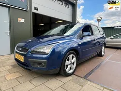 Blauw Gebruikt 2008 Ford Focus Futura Stationwagen | € 1.850 (Eerlijke prijs)
