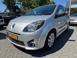 Grijs Gebruikt 2010 Renault Twingo Authentique Hatchback | € 3.499 (Eerlijke prijs)