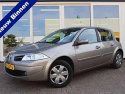 Beige Gebruikt 2008 Renault Mégane III Business Hatchback | € 4.999 (Iets duurder)