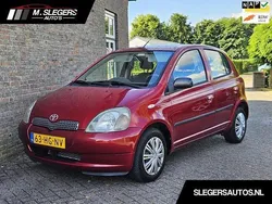 Rood Gebruikt 2001 Toyota Yaris Luna Hatchback | € 1.499 (Eerlijke prijs)