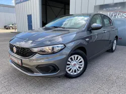 Grijs Gebruikt 2019 Fiat Tipo Lounge Hatchback | € 12.940 (Eerlijke prijs)