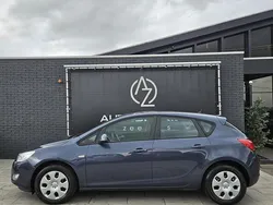 Blauw Gebruikt 2010 Opel Astra Selection Hatchback | € 3.450 (Eerlijke prijs)