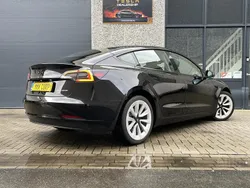 Zwart Gebruikt 2022 Tesla Model 3 Long Range Sedan | € 33.999 (Iets duurder)