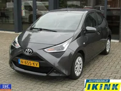 Grijs Gebruikt 2021 Toyota Aygo X-play Hatchback | € 11.850 (Eerlijke prijs)