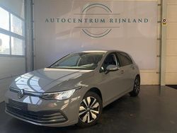 Grijs Gebruikt 2023 VW Golf VIII Comfortline Hatchback | € 25.999 (Goede deal)