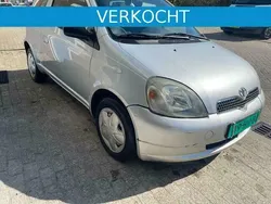 Grijs Gebruikt 2002 Toyota Yaris Luna Hatchback | € 845 (Super prijs)