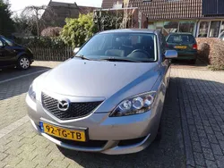 Grijs Gebruikt 2006 Mazda 3 Touring Hatchback | € 1.595 (Eerlijke prijs)