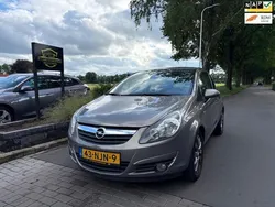 Bruin Gebruikt 2010 Opel Corsa Edition Hatchback | € 1.999 (Goede deal)