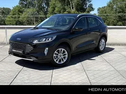 Zwart, metallic lak Gebruikt 2022 Ford Kuga Titanium SUV | € 26.945 (Super prijs)