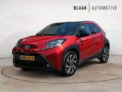 Rood Gebruikt 2024 Toyota Aygo X Play SUV | € 17.790