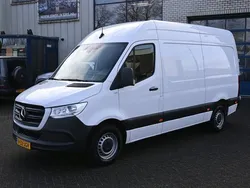 Wit Gebruikt 2023 Mercedes Sprinter Van | € 34.950 (Goede deal)
