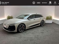 Siambeige metallic Gebruikt 2025 Audi S6 e-tron S-Line Sedan | € 89.800