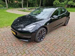 Zwart Gebruikt 2019 Tesla Model 3 Performance Sedan | € 20.999 (Eerlijke prijs)