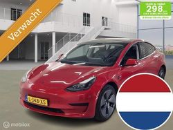 Rood Gebruikt 2021 Tesla Model 3 Standard Range Sedan | € 22.295 (Eerlijke prijs)