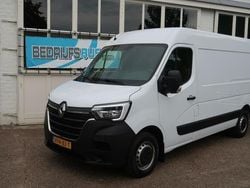 Wit Gebruikt 2022 Renault Master Van | € 21.950 (Goede deal)