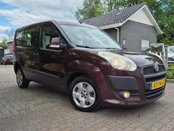 Paars Gebruikt 2013 Fiat Doblò Easy MPV | € 4.499 (Duur)