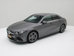 Grijs Gebruikt 2021 Mercedes A200 Business Sedan | € 31.950 (Eerlijke prijs)