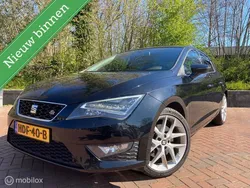 Zwart Gebruikt 2015 Seat Leon FR Hatchback | € 10.399 (Eerlijke prijs)