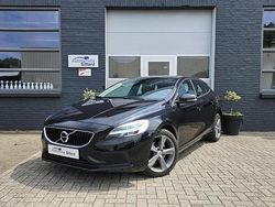 Zwart Gebruikt 2017 Volvo V40 Stationwagen | € 14.950 (Goede deal)