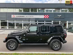 Zwart Gebruikt 2022 Jeep Wrangler Unlimited Sahara SUV | € 69.990