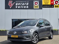 Grijs, metallic lak Gebruikt 2017 VW Golf Sportsvan Sound MPV | € 18.440 (Eerlijke prijs)