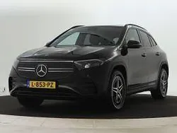 Kosmoszwart metaalkleur Gebruikt 2021 Mercedes EQA250 Business SUV | € 32.995 (Iets duurder)