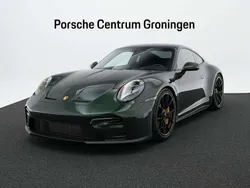Groen Nieuw 2025 Porsche 911 GT3 Coupé | € 369.900 (Goede deal)
