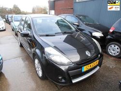 Zwart Gebruikt 2009 Renault Clio R.S. Dynamique Hatchback | € 3.750 (Eerlijke prijs)
