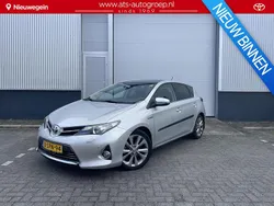 Grijs Gebruikt 2013 Toyota Auris Hatchback | € 12.400 (Eerlijke prijs)
