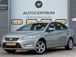 Bruin, metallic lak Gebruikt 2009 Ford Mondeo Ghia Sedan | € 3.450 (Eerlijke prijs)