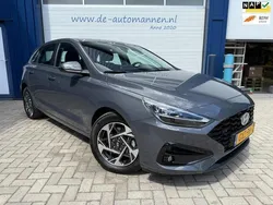 Grijs Gebruikt 2024 Hyundai i30 Comfort Hatchback | € 23.445 (Eerlijke prijs)
