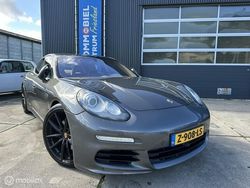 Grijs Gebruikt 2014 Porsche Panamera Executive Sedan | € 34.995