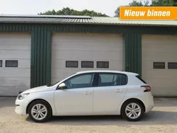 Wit Gebruikt 2017 Peugeot 308 Active Hatchback | € 8.950 (Goede deal)