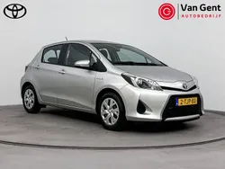 Grijs Gebruikt 2014 Toyota Yaris Hatchback | € 11.999 (Eerlijke prijs)