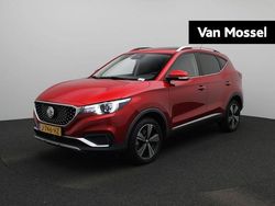 Rood Gebruikt 2020 MG ZS Luxury SUV | € 13.995 (Eerlijke prijs)