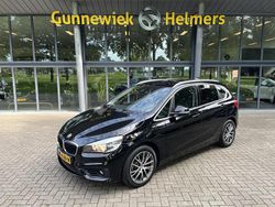 Zwart Gebruikt 2016 BMW 218 Stationwagen | € 11.755 (Goede deal)