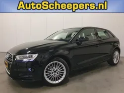 Zwart, metallic lak Gebruikt 2018 Audi A3 Sportback Proline Hatchback | € 15.995 (Goede deal)