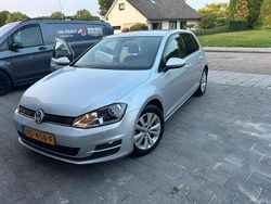 Zilver Gebruikt 2015 VW Golf VII Comfortline Hatchback | € 7.500 (Goede deal)