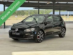 Zwart Gebruikt 2016 VW Golf VII LOUNGE Hatchback | € 9.250 (Eerlijke prijs)