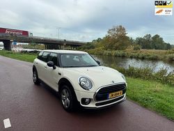 Wit Gebruikt 2016 Mini One Clubman Business Stationwagen | € 10.450 (Super prijs)