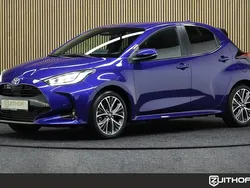 Blauw Gebruikt 2024 Toyota Yaris Hybrid Executive Hatchback | € 28.950 (Iets duurder)