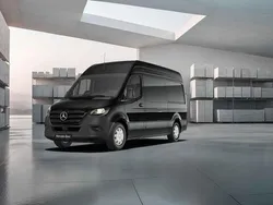 Zwart Nieuw 2025 Mercedes Sprinter Van | € 62.600