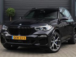 Zwart Gebruikt 2020 BMW X5 M Sport SUV | € 54.995 (Eerlijke prijs)