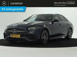 Blauw Gebruikt 2023 Mercedes C300e AMG line Sedan | € 48.950 (Goede deal)