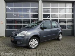 Grijs Gebruikt 2012 Renault Grand Modus Night&Day MPV | € 6.750 (Iets duurder)